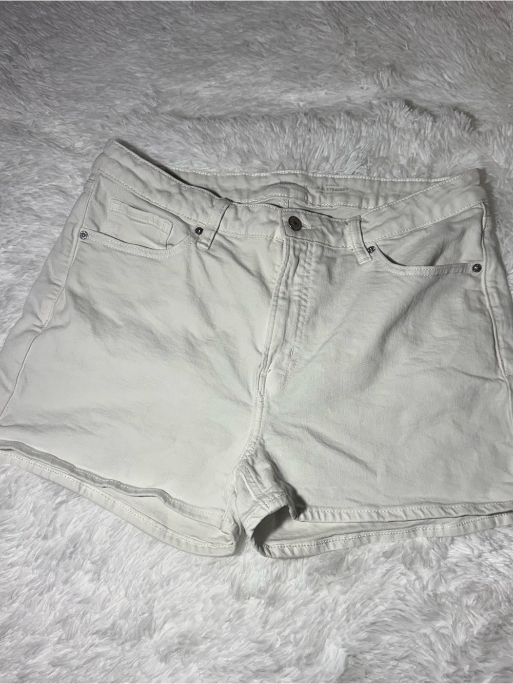 Old Navy White High Rise Denim Shorts Size 14 OG Straight Stretch - Picture 6 of 9